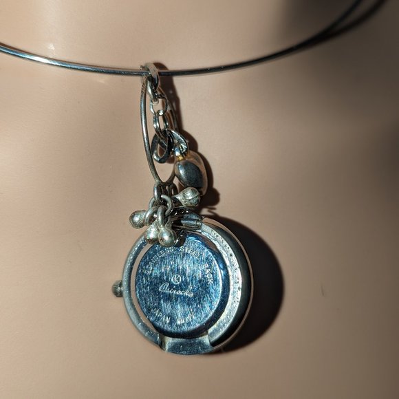 Vintage and Retro Pendant Watch with a Lovely Heart Necklace Steel silver Metal - Picture 2 of 8